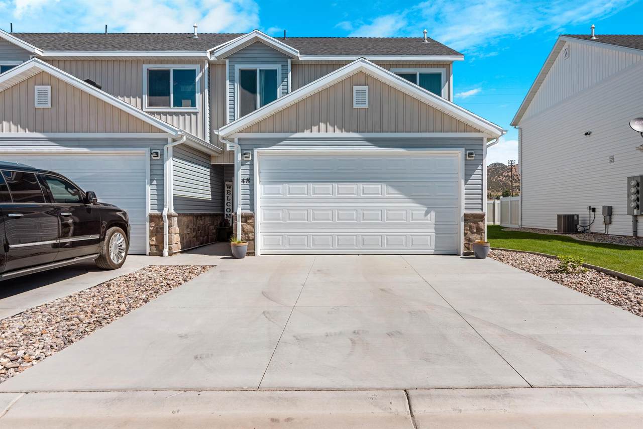 48 Cedar Lane - Photo 1