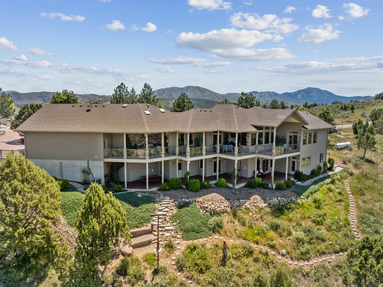 2201 Whitney Dr - Photo 1