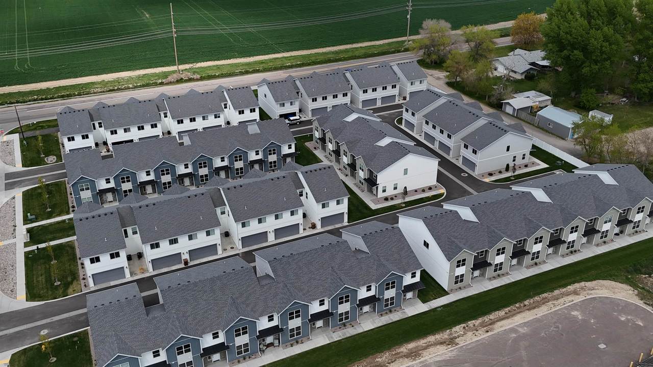 5540 Trueman Unit D - Photo 1