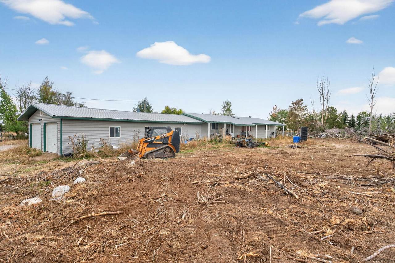 1459 400 S - Photo 1