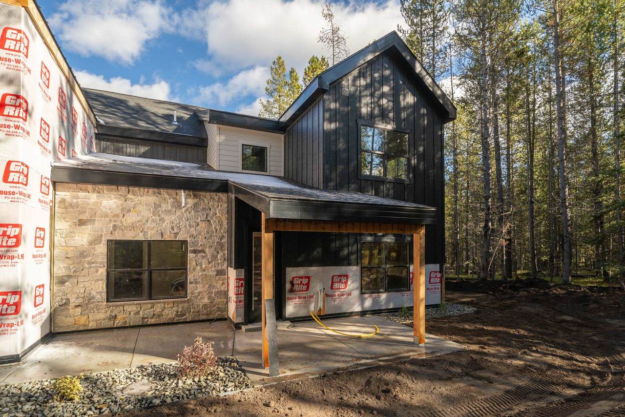 4353 Yeti Ln - Photo 1