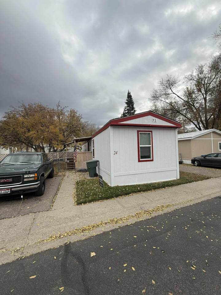 1002 Samuel St #24 - Photo 1