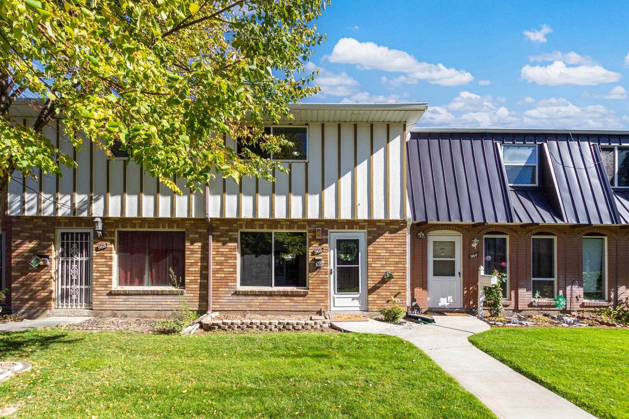 966 Mckinley - Photo 1