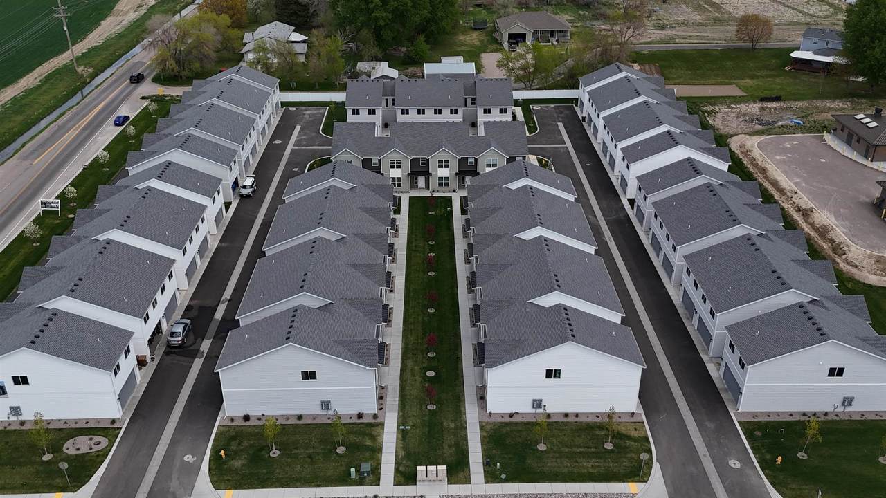 5530 Trueman Unit D - Photo 1