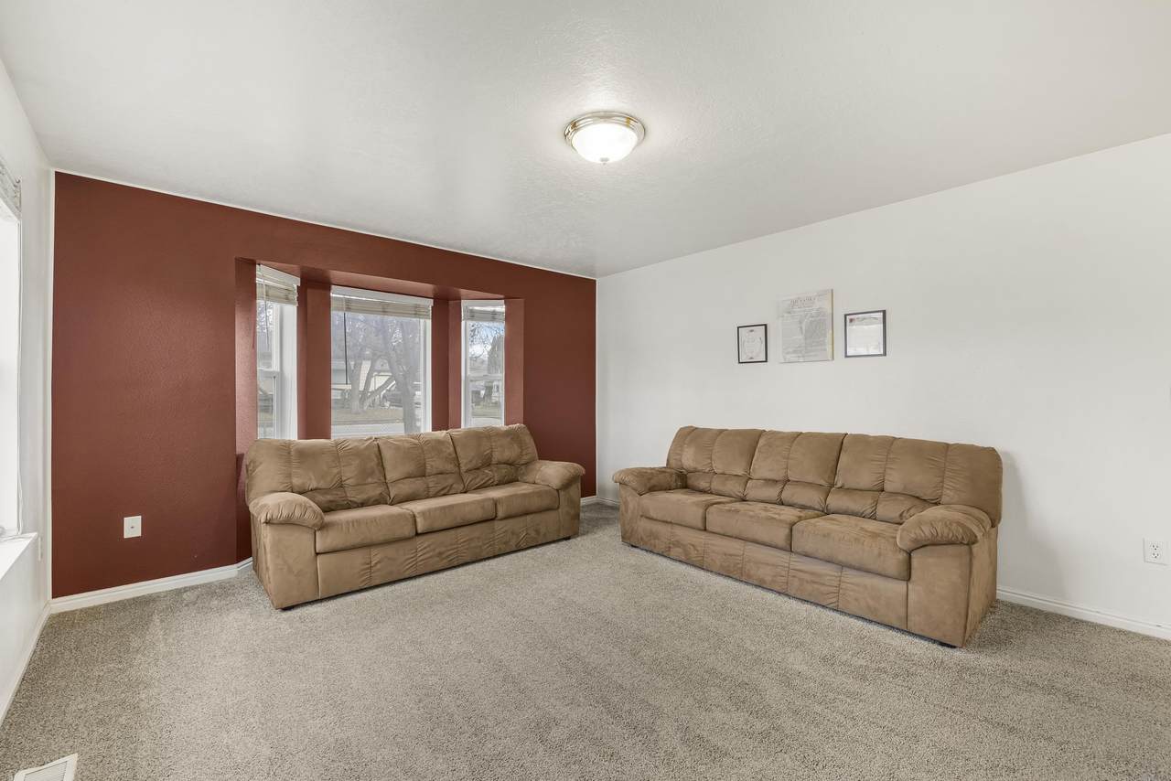 https://bt-photos.global.ssl.fastly.net/pocatello/1280_boomver_1_581343-2.jpg