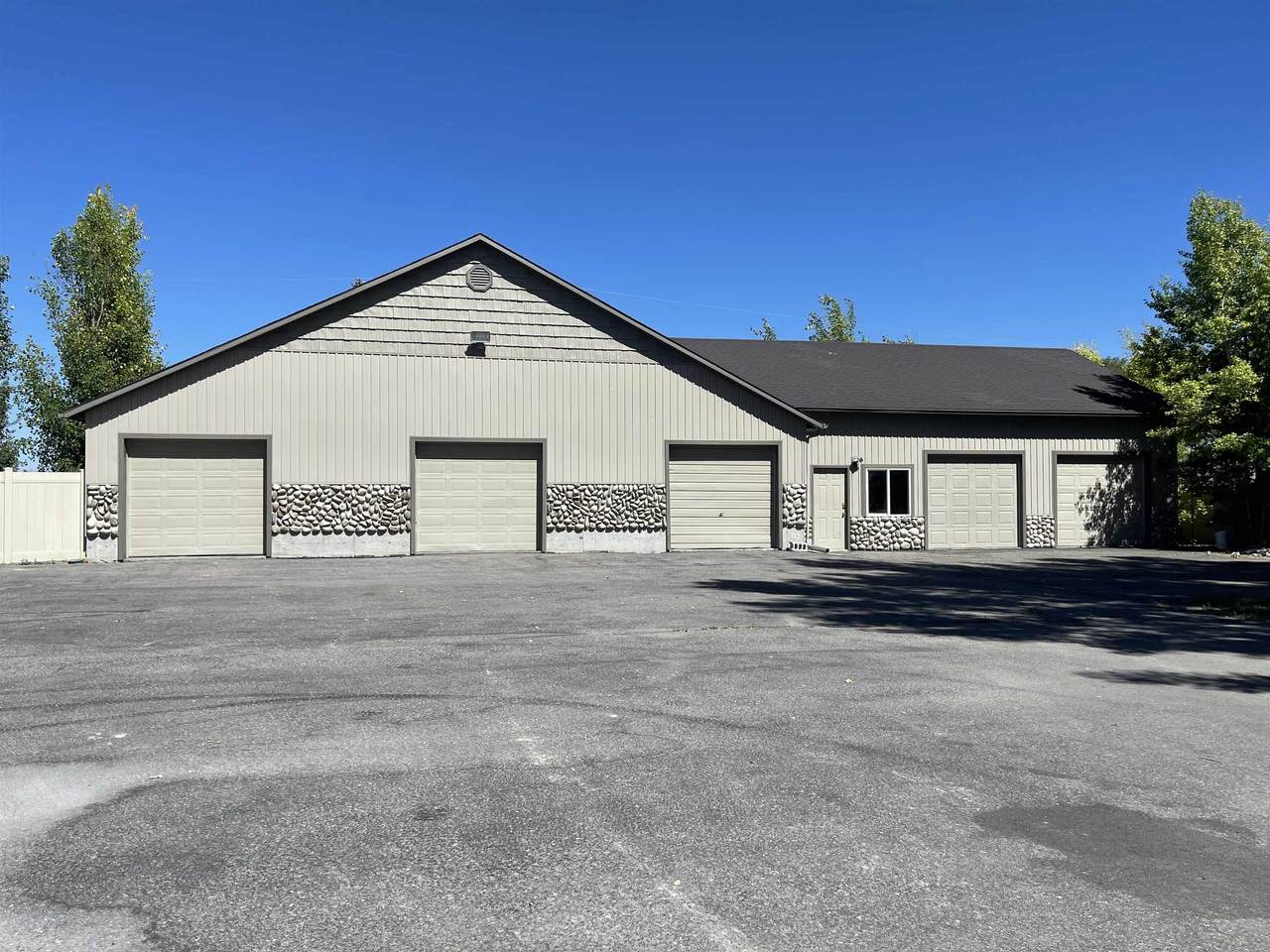 https://bt-photos.global.ssl.fastly.net/pocatello/1280_boomver_2_581362-2.jpg
