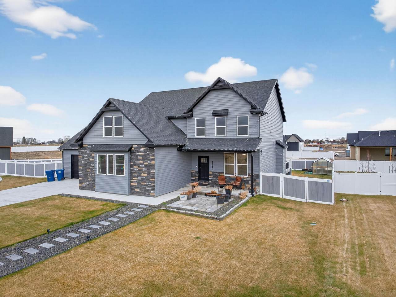 14946 Hamilton Ln - Photo 1