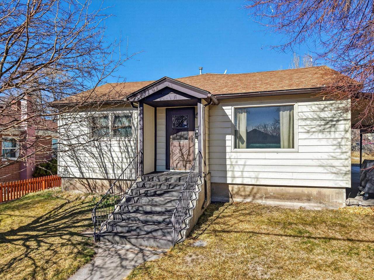 1170 Walnut St - Photo 1