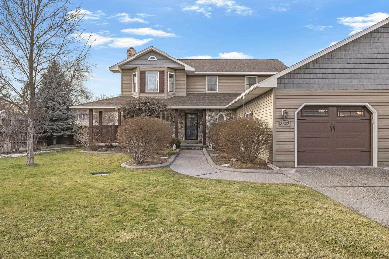 3602 Cobblestone Ln - Photo 1