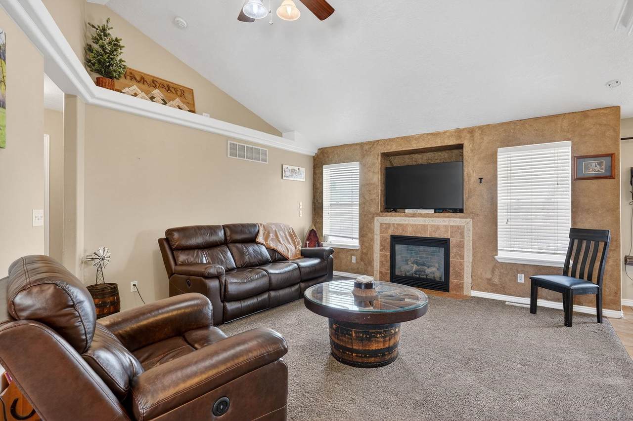 https://bt-photos.global.ssl.fastly.net/pocatello/1280_boomver_1_581795-2.jpg