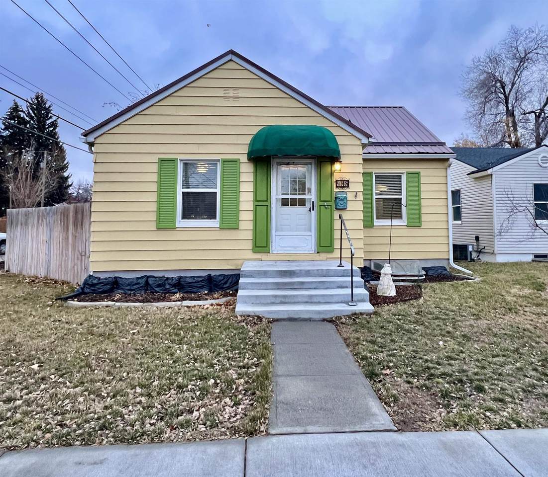 498 9th Street - Photo 1