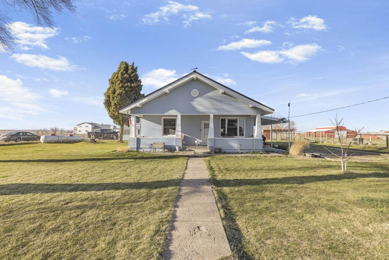 8075 55 W - Photo 1