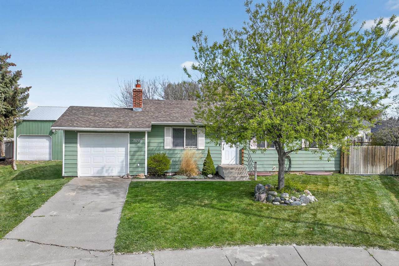 3898 Roundup Circle - Photo 1