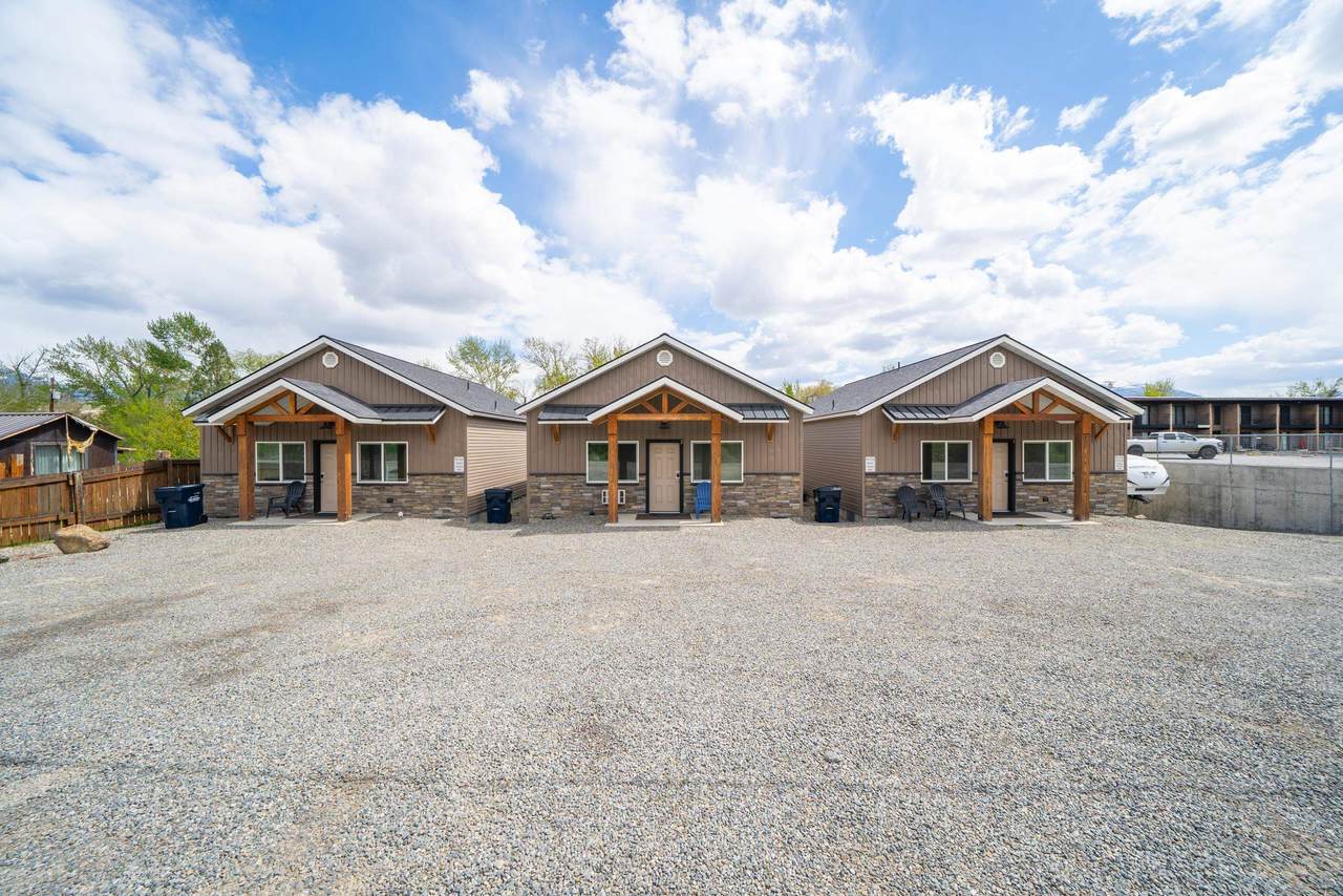 315 Riverfront Dr - Photo 1