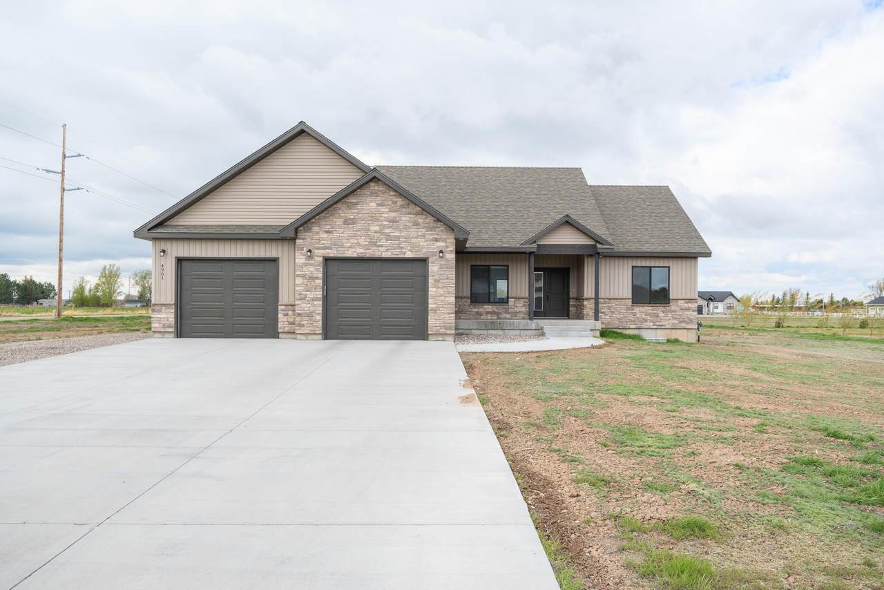 4961 Nordic Way - Photo 1