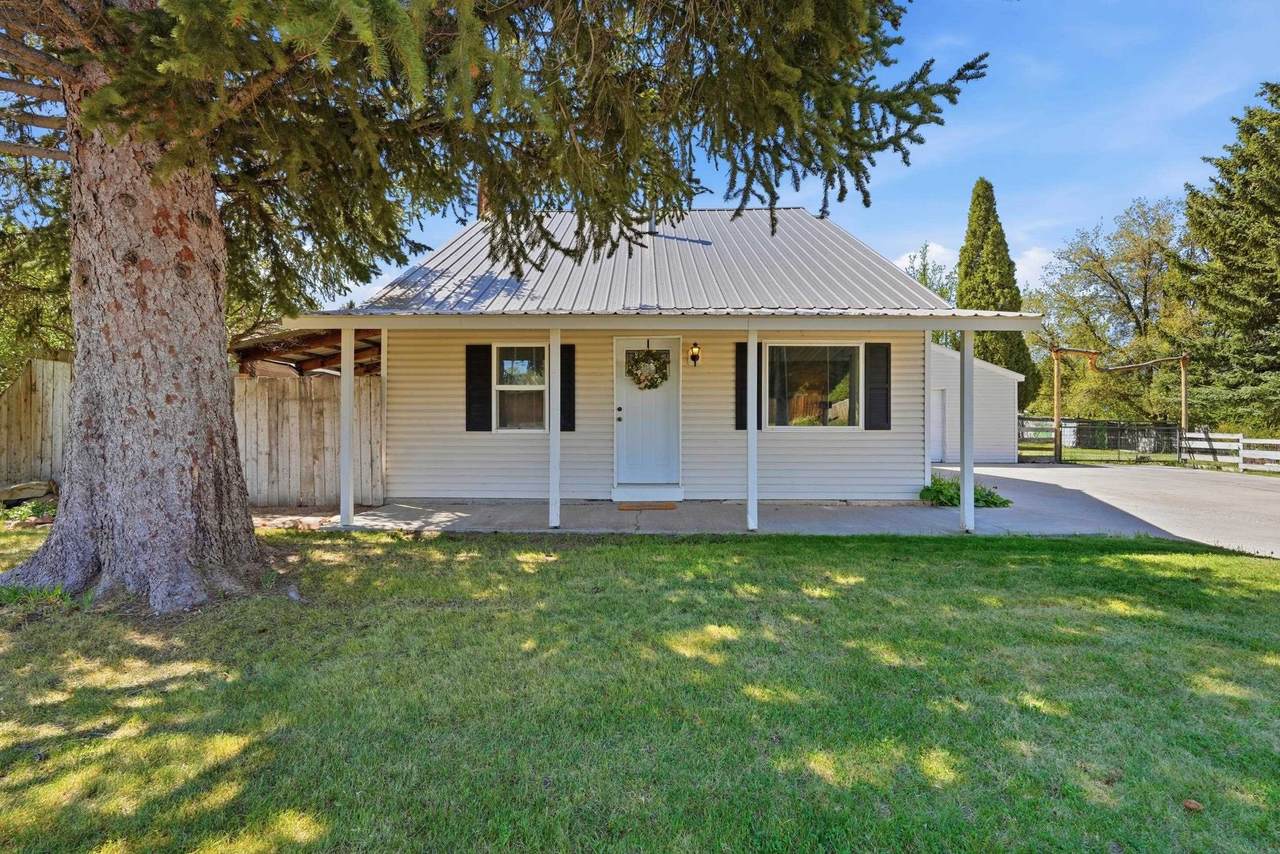 234 Donahue Ave - Photo 1