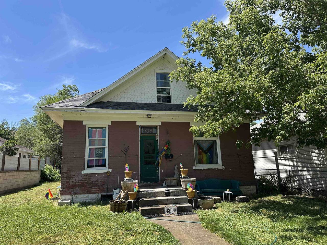 331 Grant Ave - Photo 1