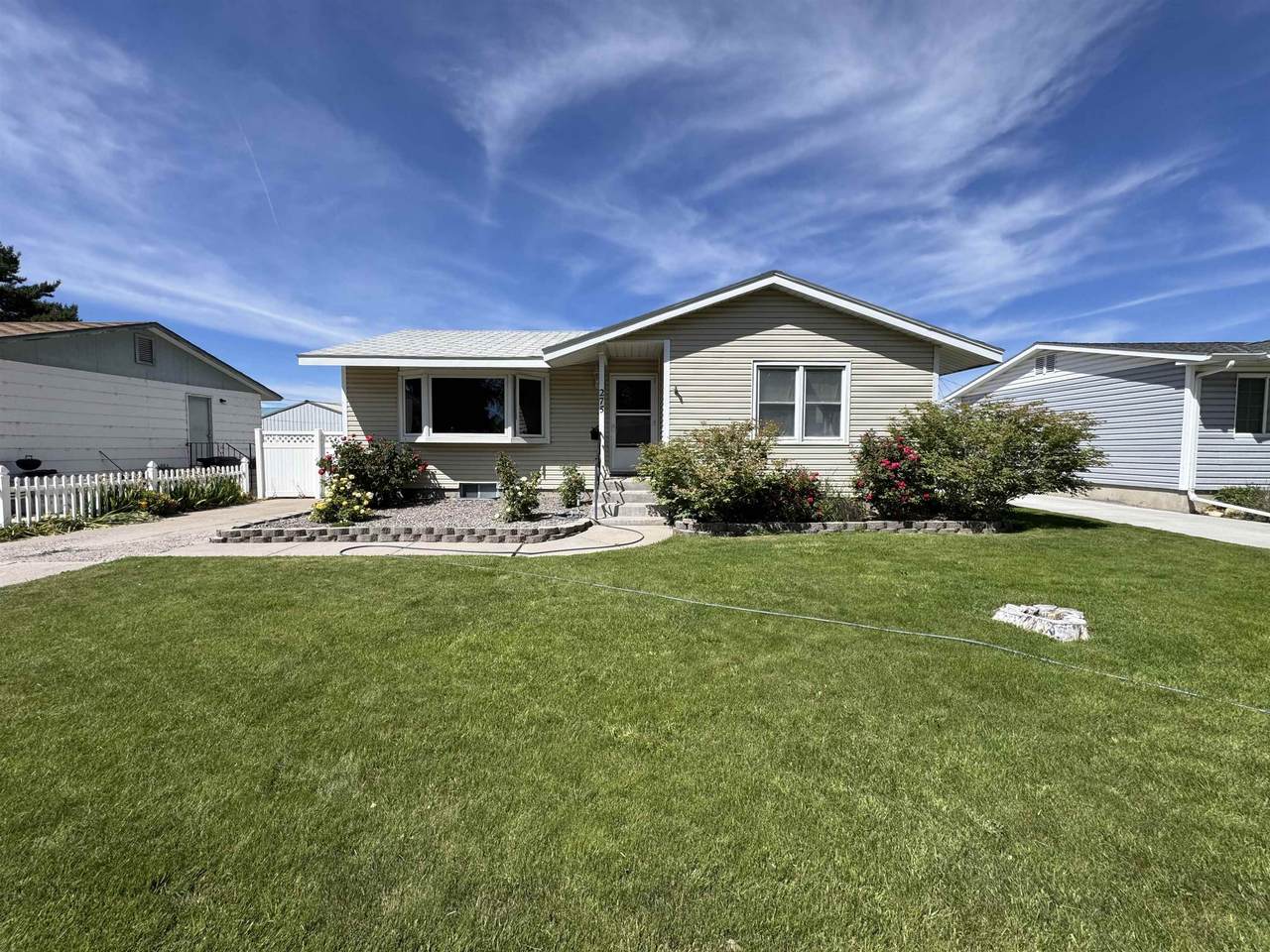 275 Washington - Photo 1