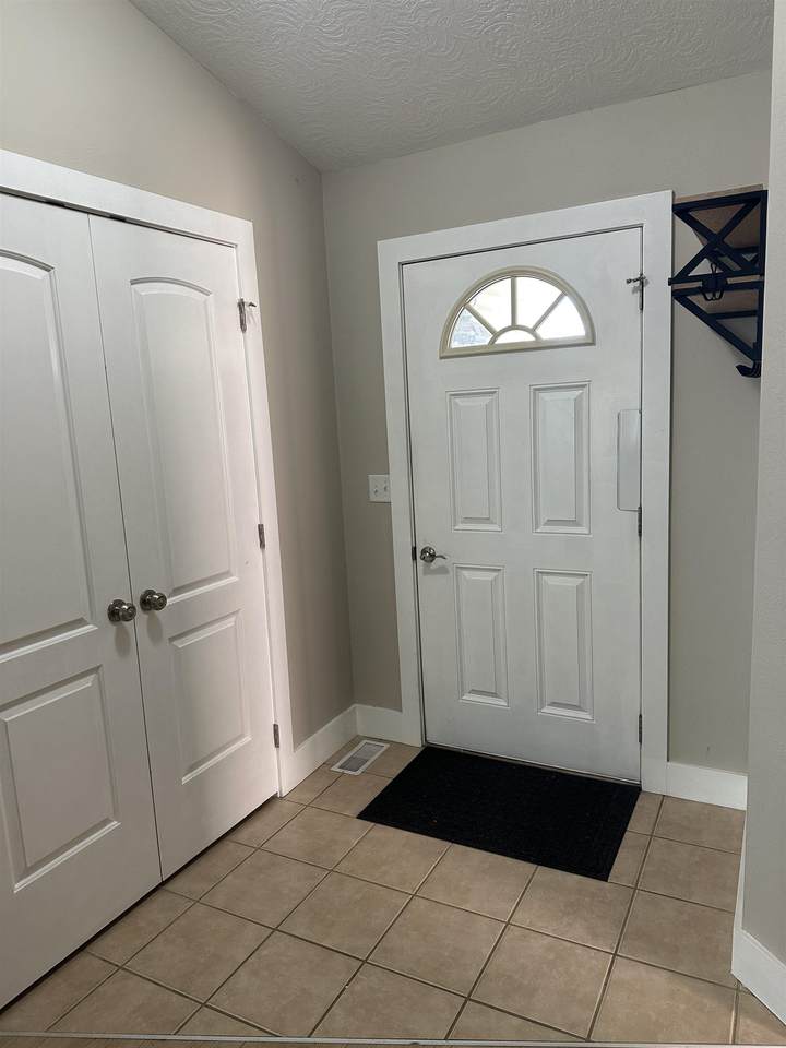 https://bt-photos.global.ssl.fastly.net/pocatello/1280_boomver_1_582830-2.jpg