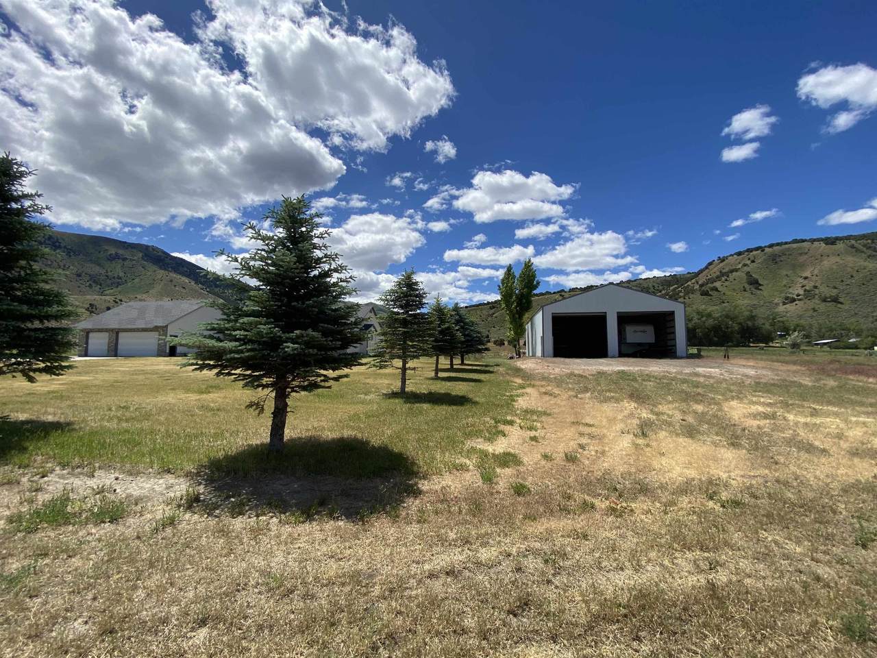 7455 Portneuf Rd - Photo 1