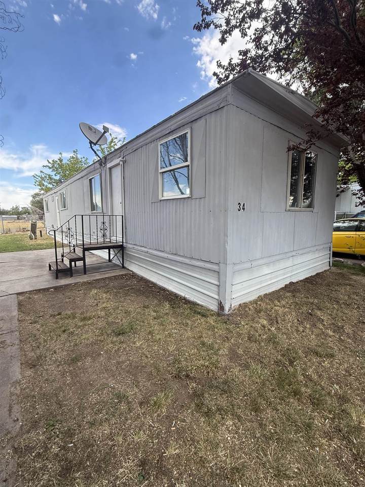 210 Circle INN - Photo 1