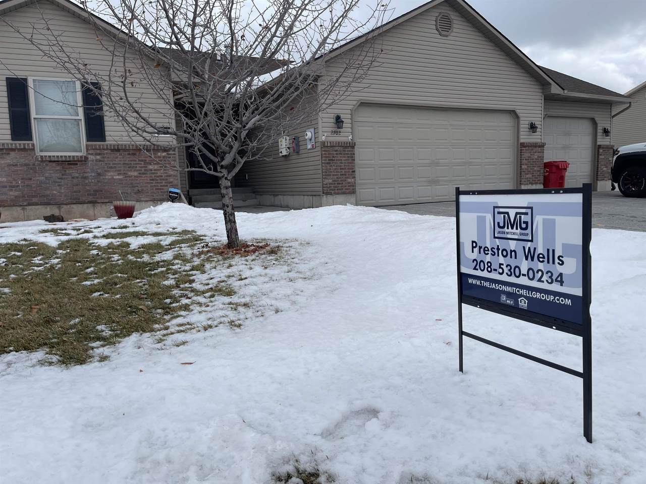 2702 Lavender Dr - Photo 1