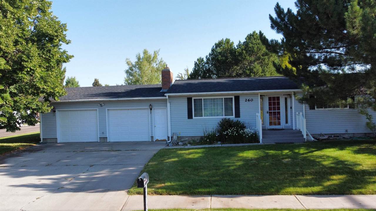 260 4th S - Photo 1