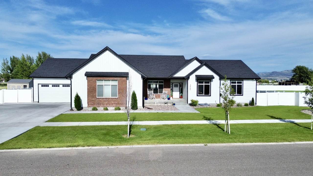 14735 Berkshire - Photo 1