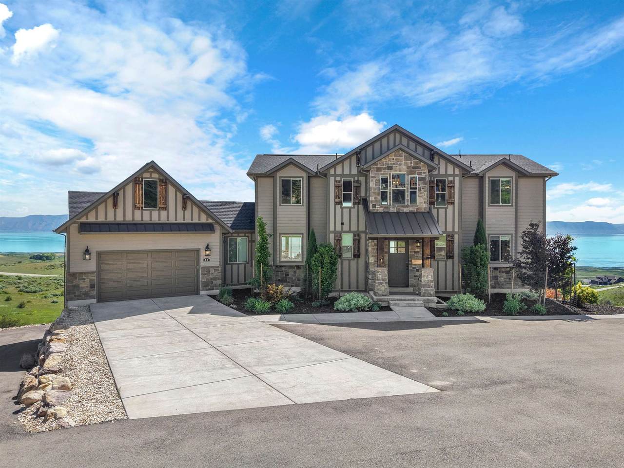 68 Hawksbeard Circle - Photo 1