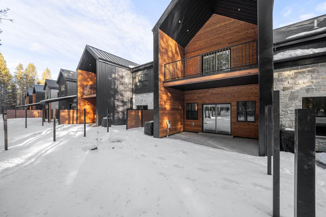 4355 Yeti Ln - Photo 1