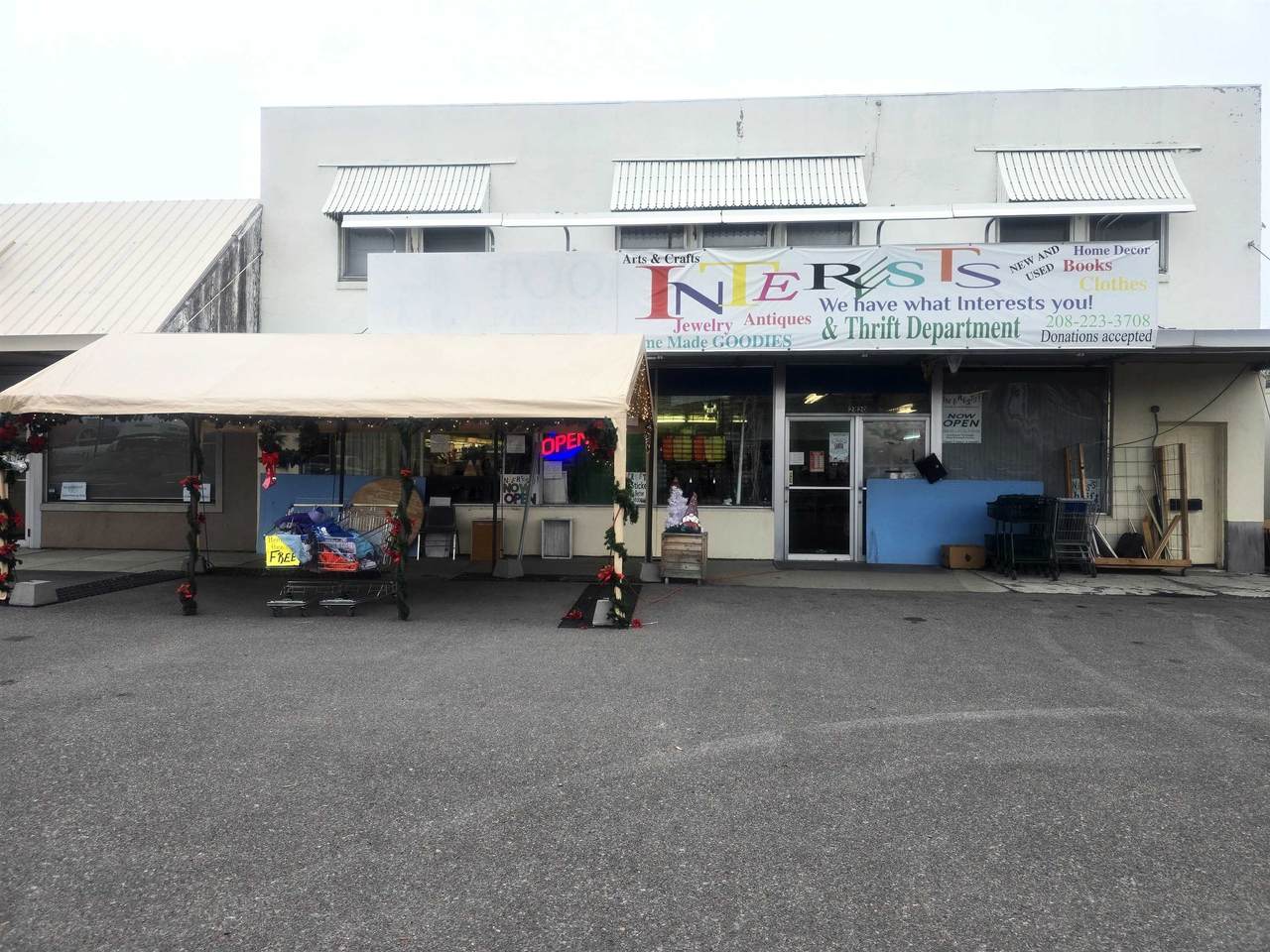 2820 Pole Line - Photo 1