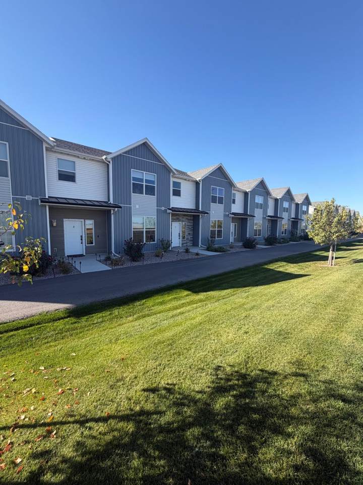 5600 Trueman St. #D - Photo 1