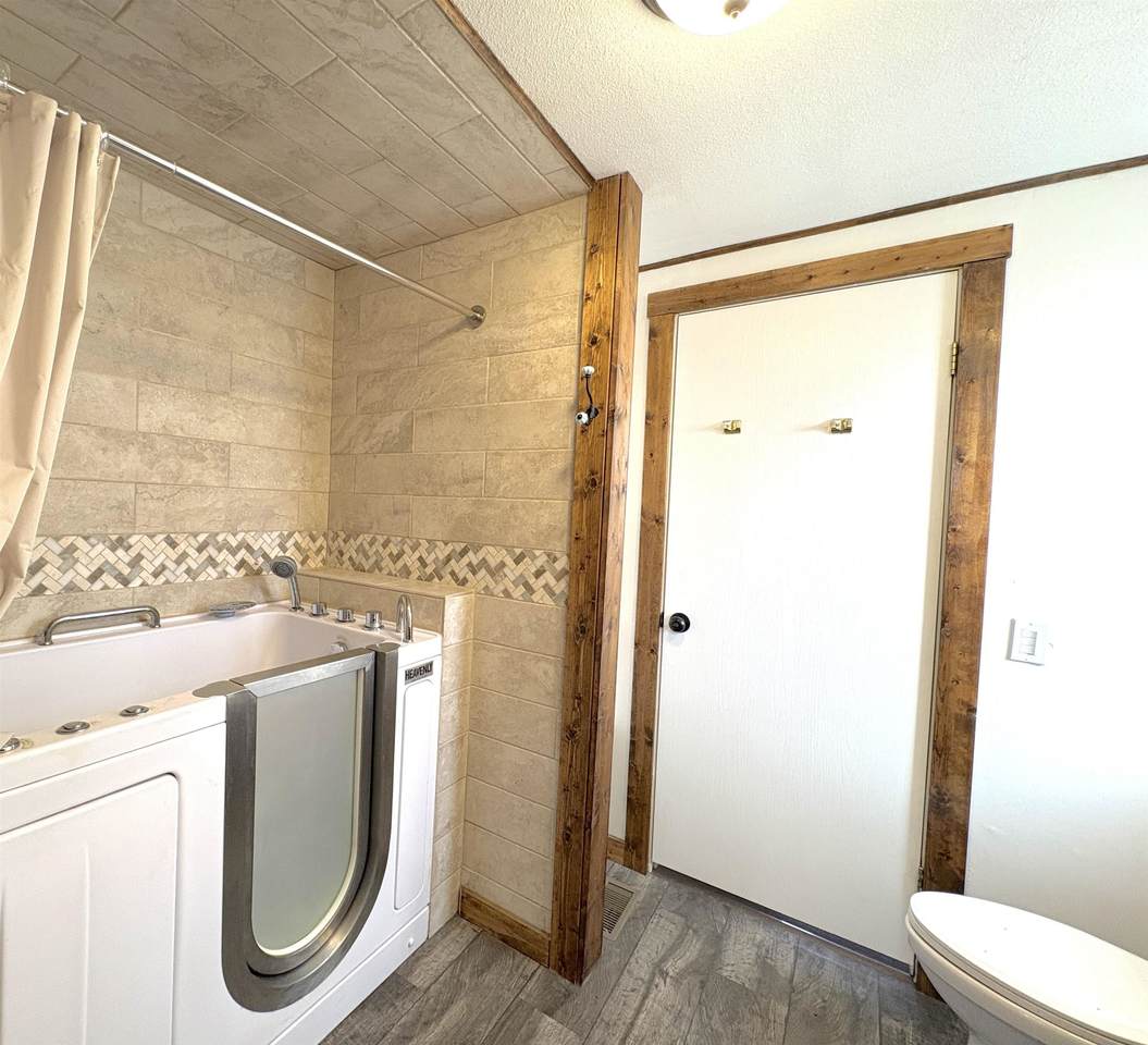 https://bt-photos.global.ssl.fastly.net/pocatello/1280_boomver_2_581718-2.jpg