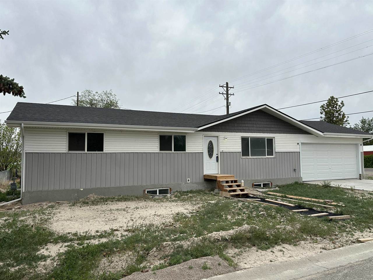 3975 Henderson - Photo 1