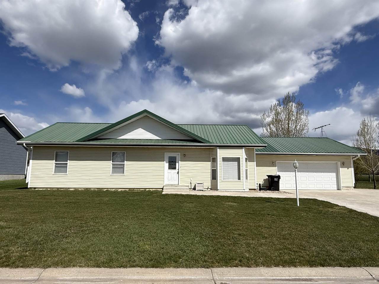 55 Merrill Way - Photo 1