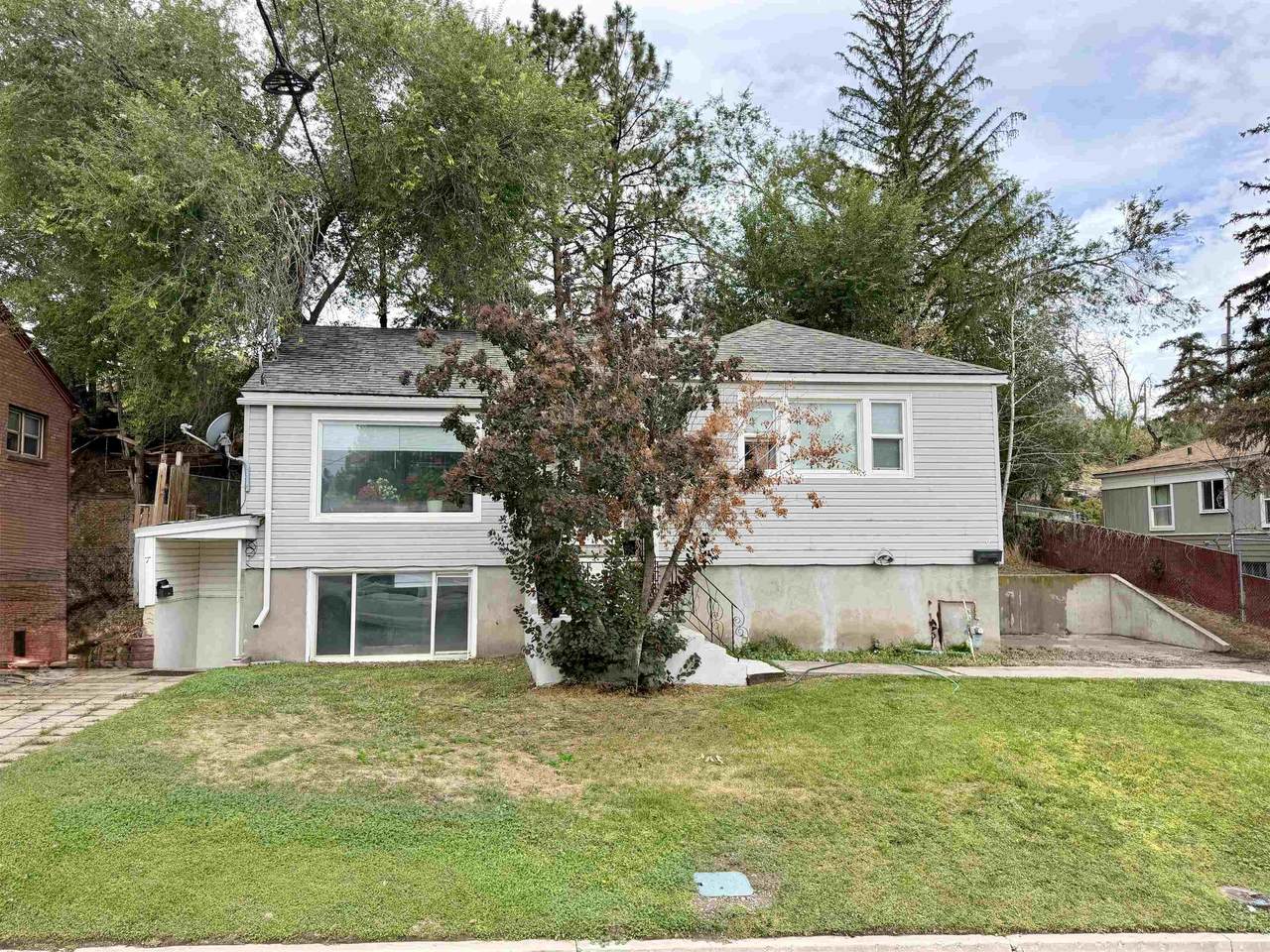 9 Foothill - Photo 1