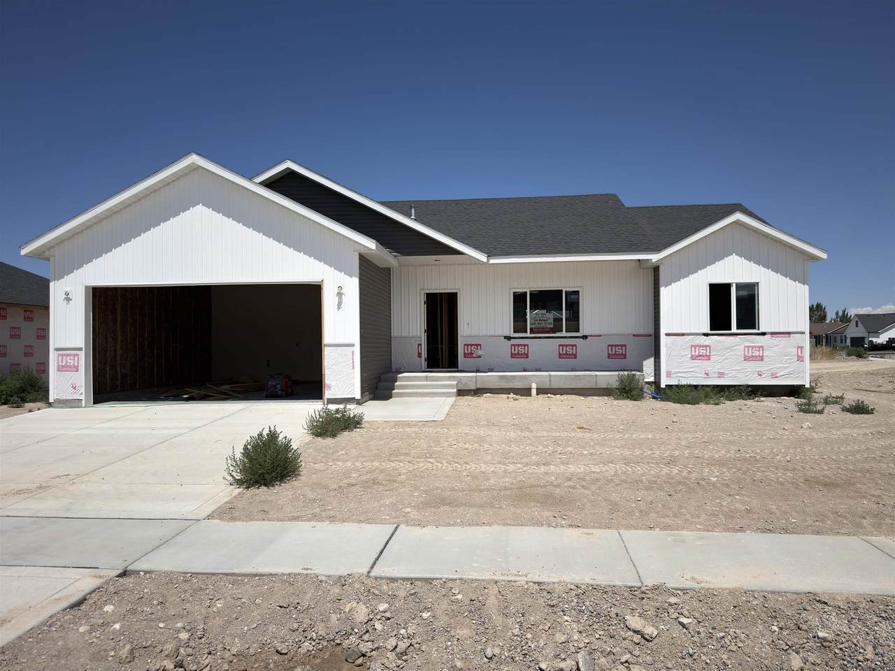 1160 Alpine Dr - Photo 1