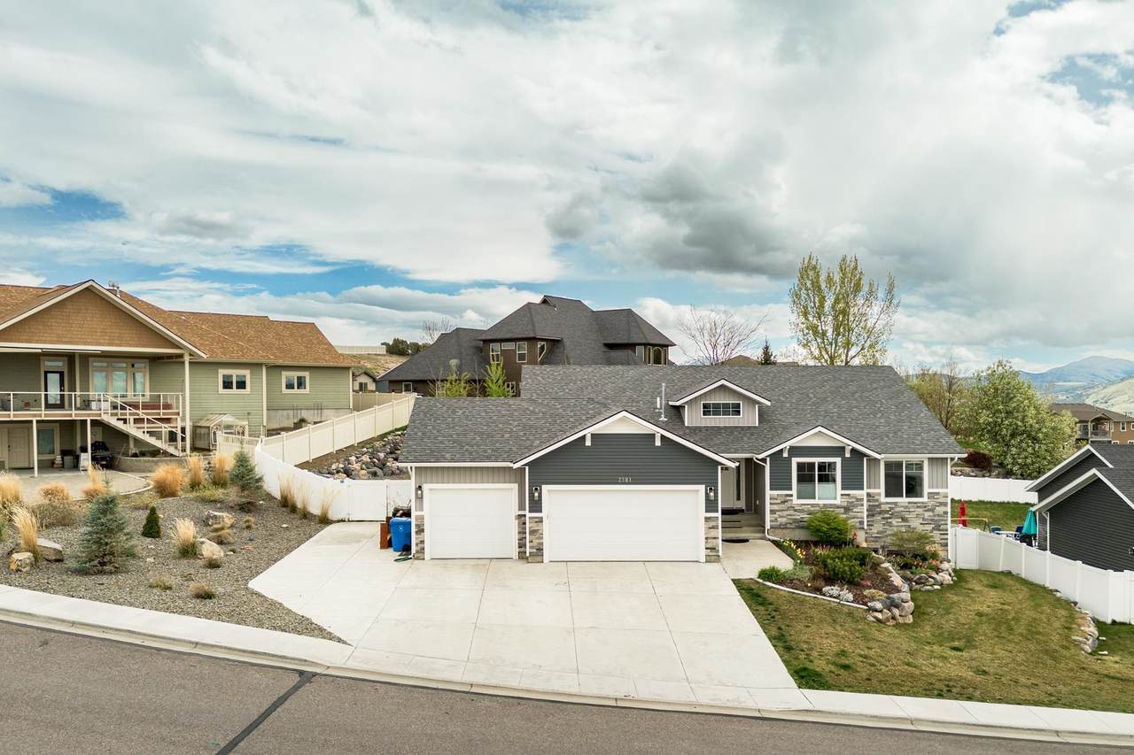 2381 Siena Dr - Photo 1