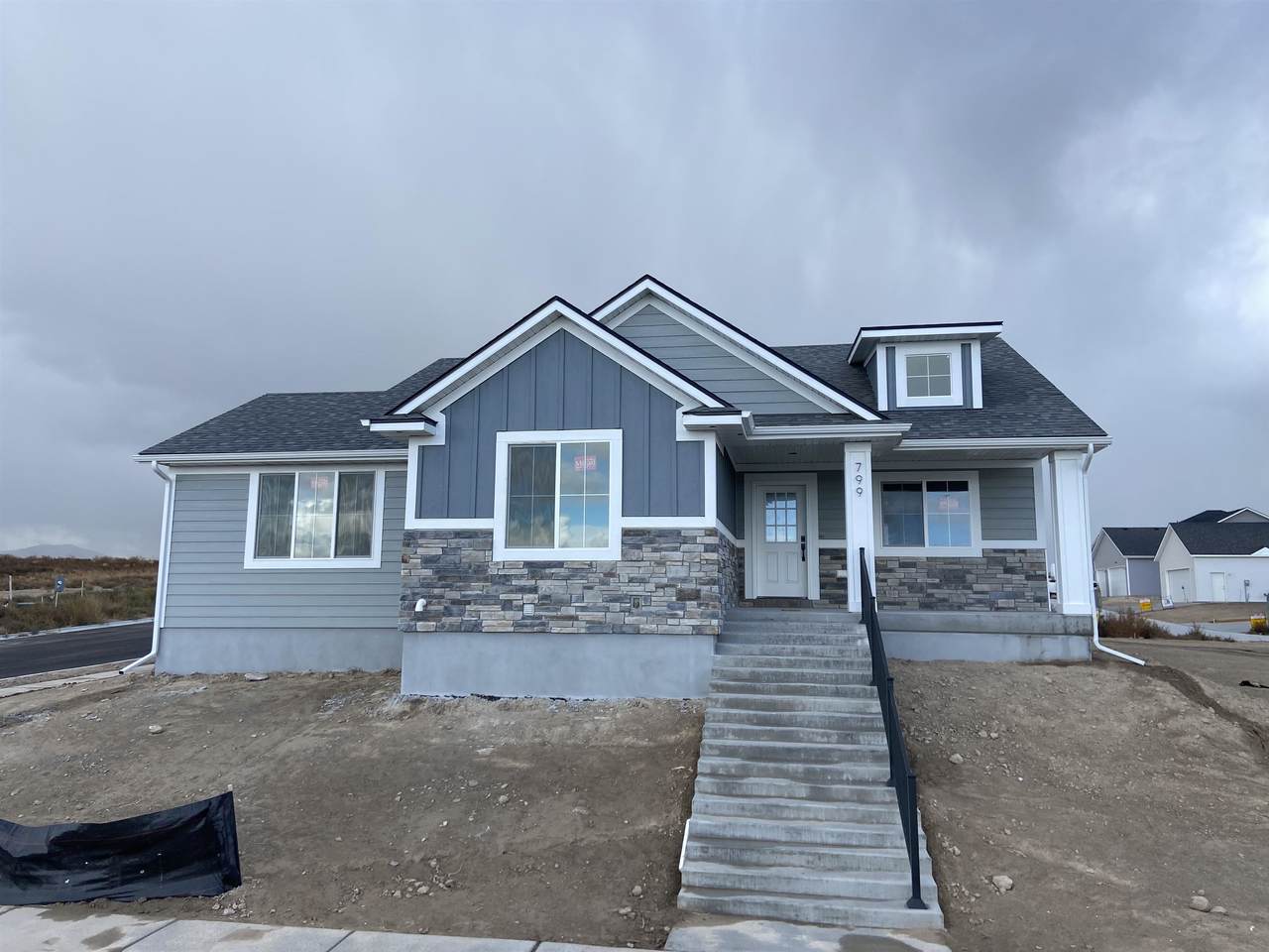799 Harvest Springs Blvd - Photo 1