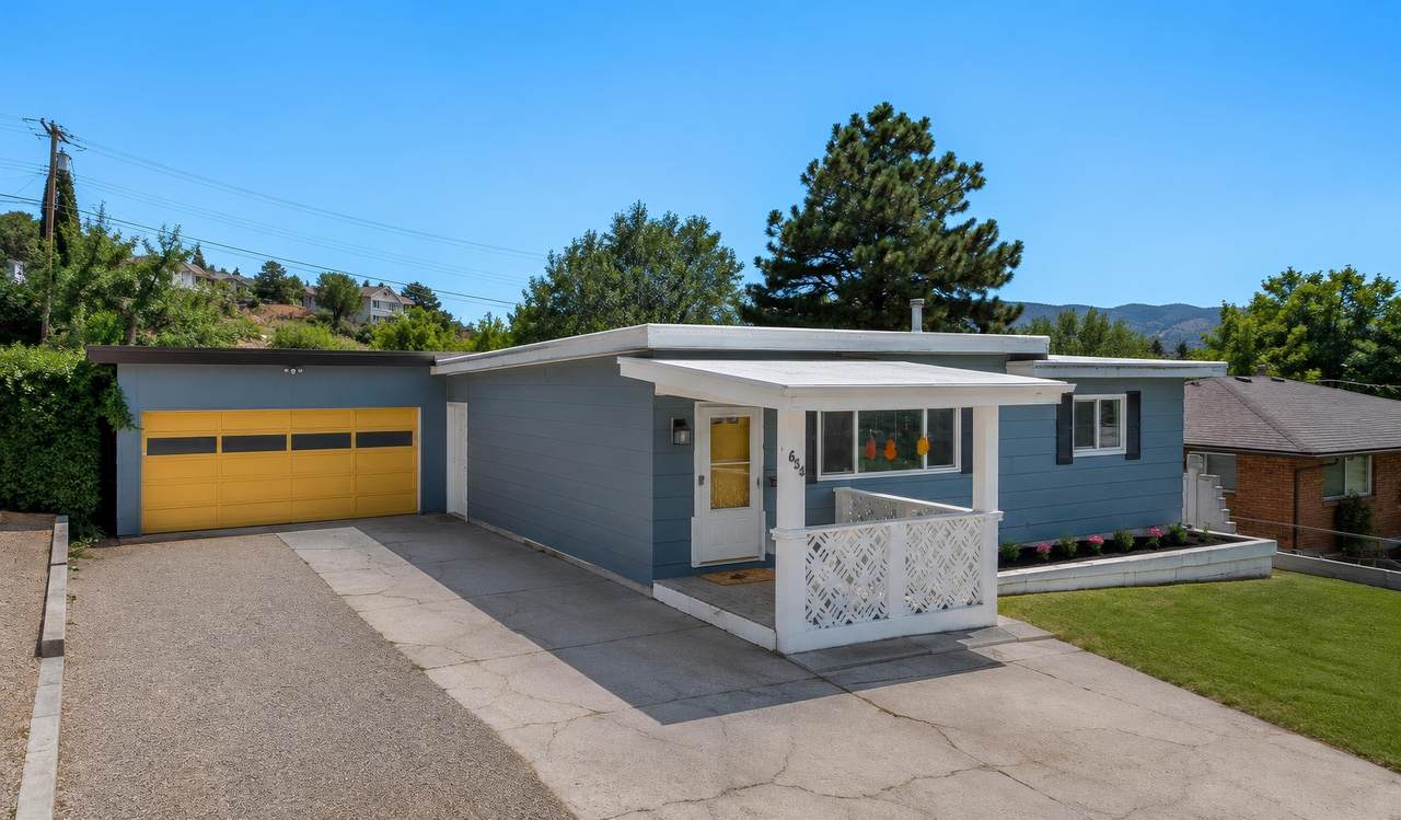 635 El Rancho Blvd - Photo 1