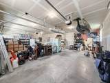 2416 Courtney St - Photo 40