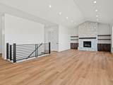1571 835 E - Photo 13