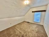 708 Arthur - Photo 20