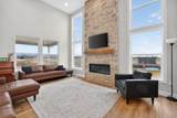 560 Aurora Blvd - Photo 5