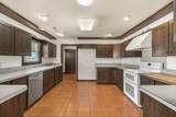 165 900 W - Photo 10