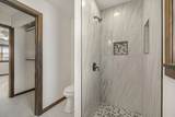 165 900 W - Photo 25