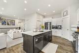 825 Hallmark - Photo 14