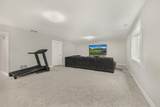 825 Hallmark - Photo 29