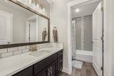 825 Hallmark - Photo 33