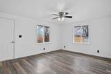957 Meadowbrook Ln - Photo 9